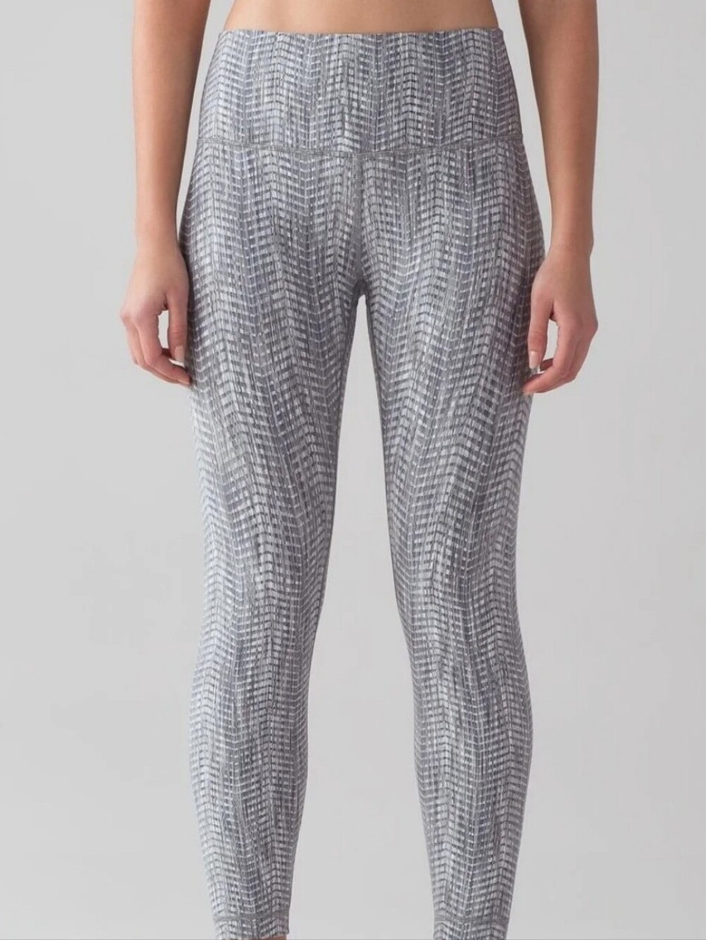 lululemon High-Rise Grey Patterned Leggings Size 6
